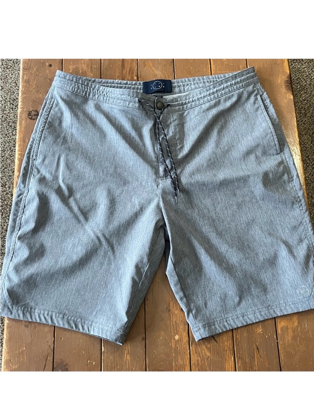 Even Tide Hybrid Mens 10" Board Shorts Gray Stretch Pockets Zip/Drawstring